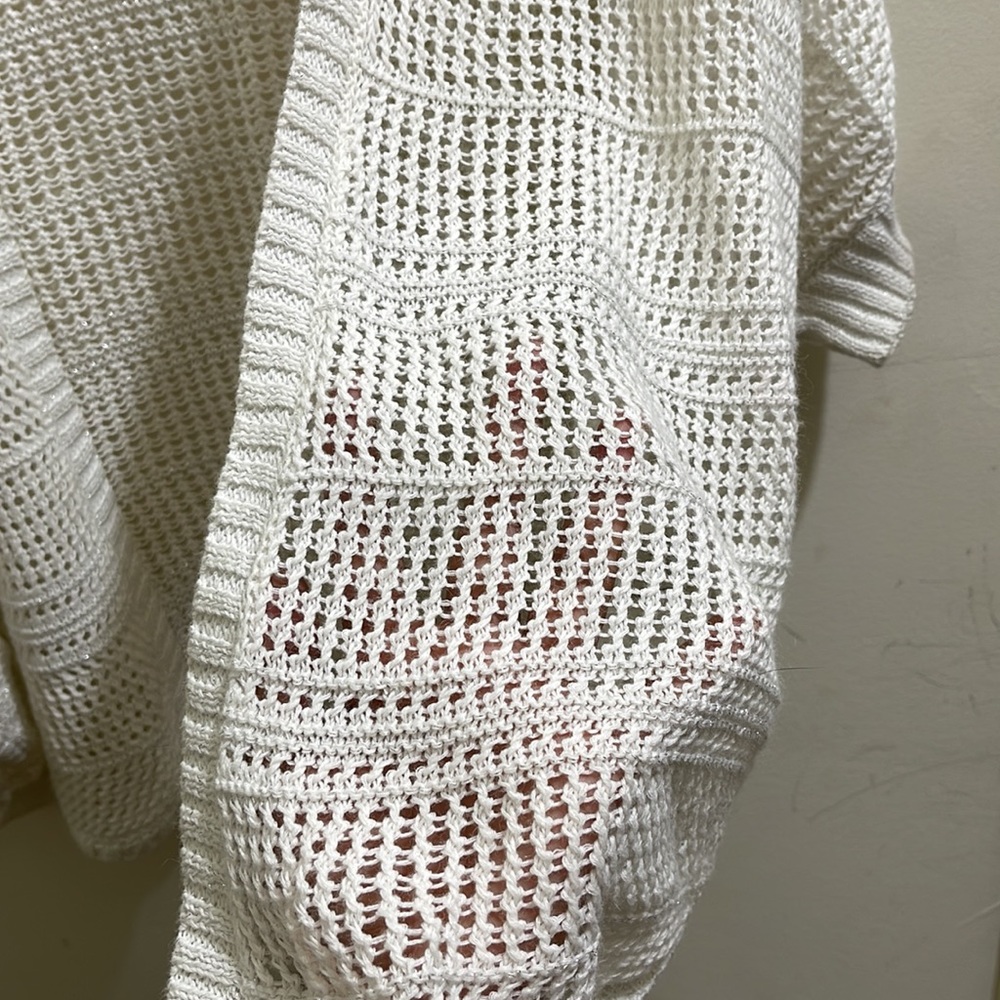 Shrug - Picture 5 of 6